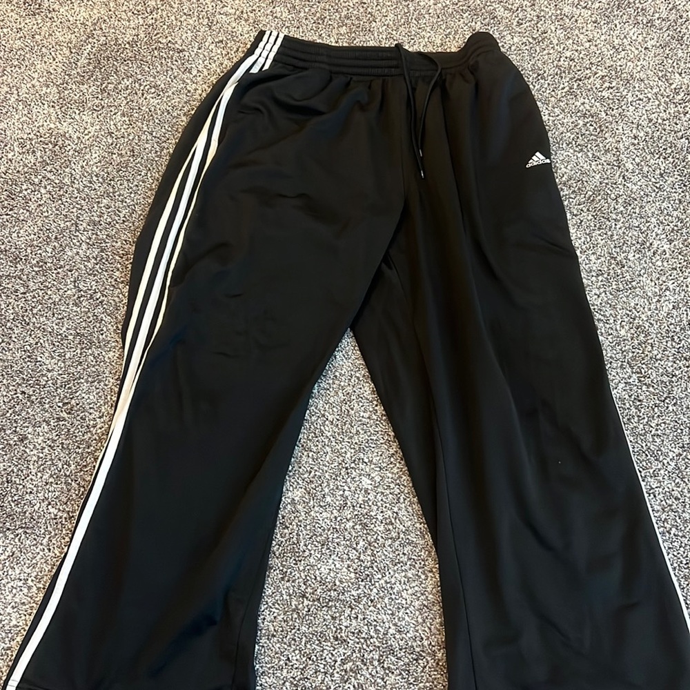 Adidas sweatpants good condition